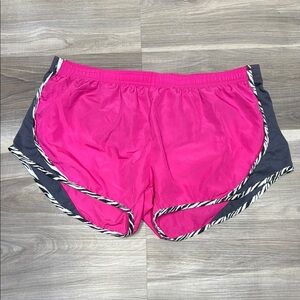 🏴 Soffe Pink and Black Athletic Shorts Lightweight Elastic Waist